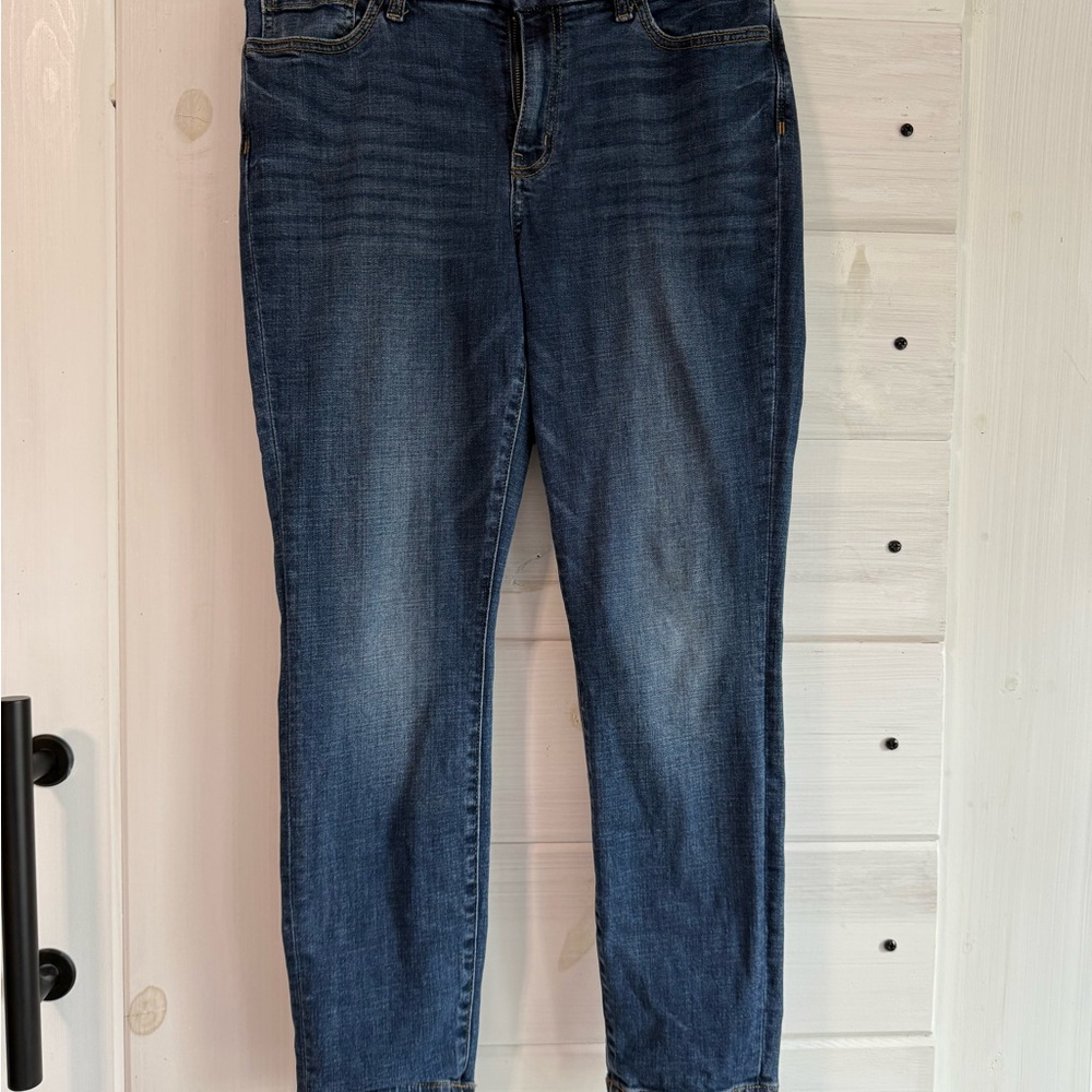 Studio Blue Ankle Cropped Jeans with Slim Fit
